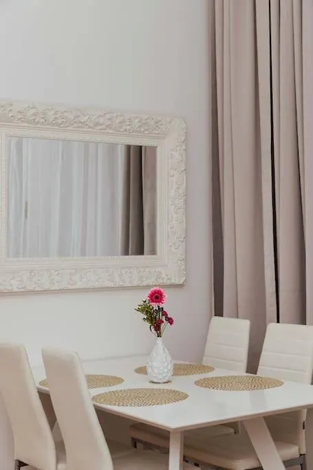 Modern Stylish Comfortable 2 Bedroom Apartment Vienna